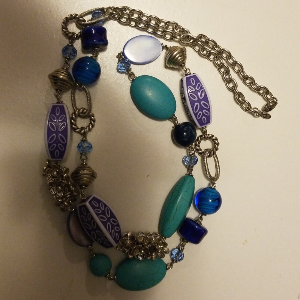 Jewelry - Picture 4 of 5